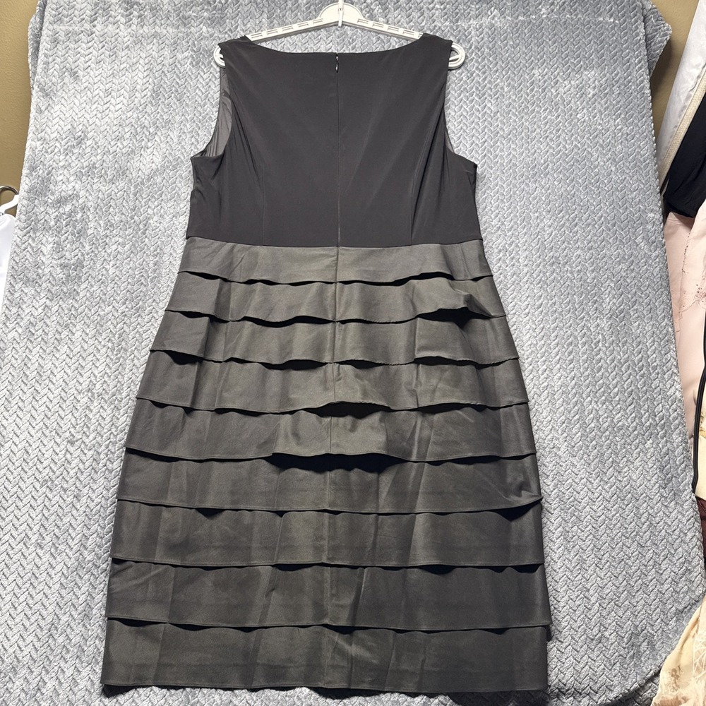 Adrianna Papell Woman 20W Black Tiered Cocktail Dress Sleeveless V-Neck - Picture 6 of 12